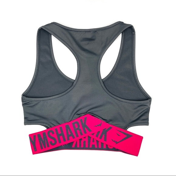 GYMSHARK Dry Fit Sports Bra Cut Outs - Picture 5 of 16